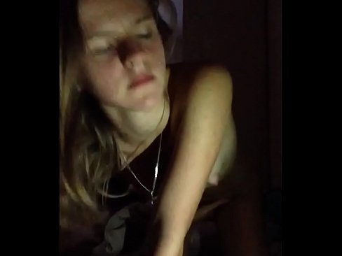 ❤️ Mae merch yn masturbates a cums Sluts wrthon ni ❌❤